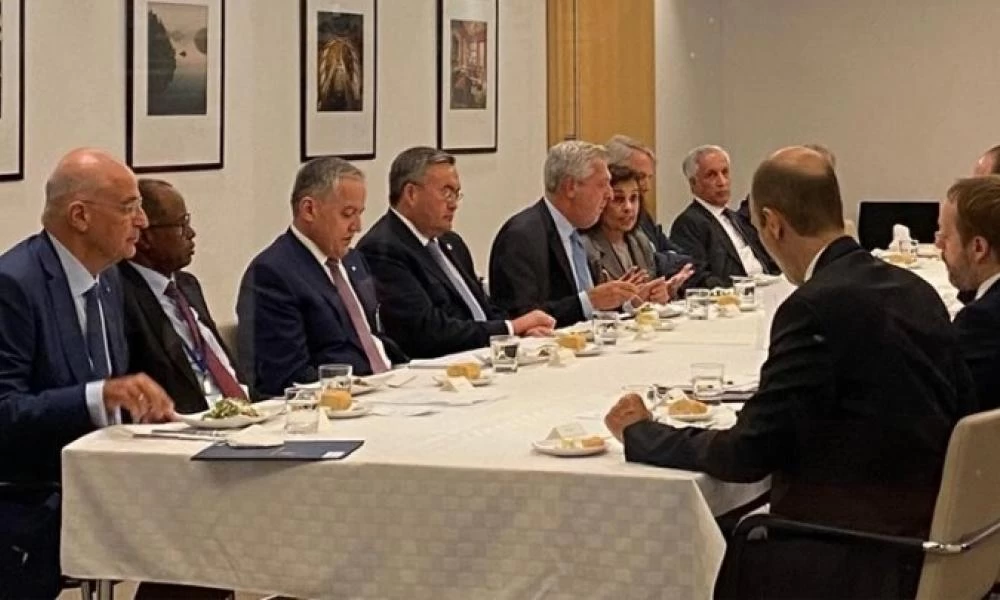"Λάβρος" Δένδιας στη συνάντηση του ΟΗΕ για το Αφγανιστάν και ειδικά για τις γυναίκες